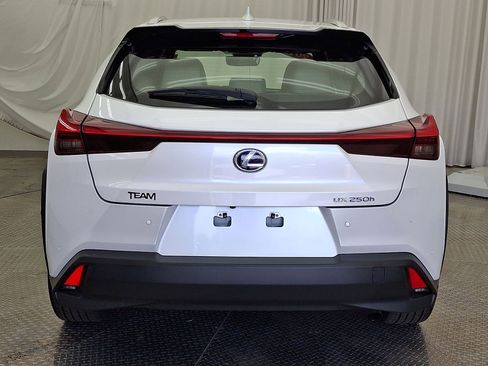 Used 2019 Lexus UX 250h w/ Premium Package AWD/4WD image 23