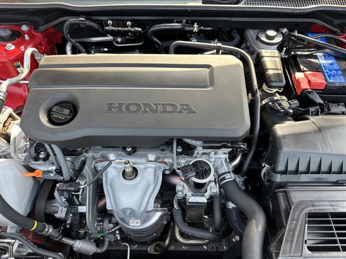 Used 2025 Honda Civic Sport image 15