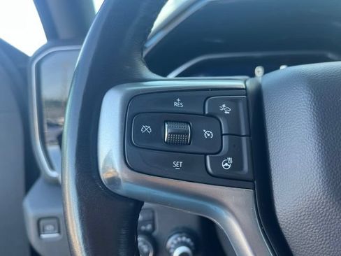 Used 2022 Chevrolet Silverado 1500 LT AWD/4WD image 18