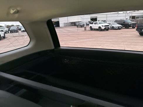 Used 2018 Toyota 4Runner TRD Off-Road Premium image 14