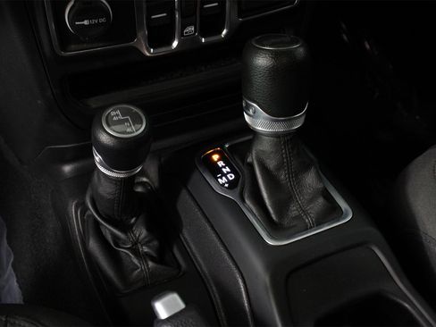 Used 2021 Jeep Wrangler Unlimited Sport image 15