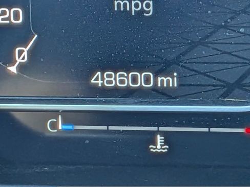 Used 2023 GMC Sierra 1500 AT4 w/ AT4 Premium Package image 32