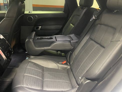 Used 2019 Land Rover Range Rover Sport HSE Dynamic AWD/4WD image 15
