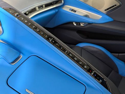 Used 2023 Chevrolet Corvette Stingray Premium Cpe w/ Z51 Performance Package image 29