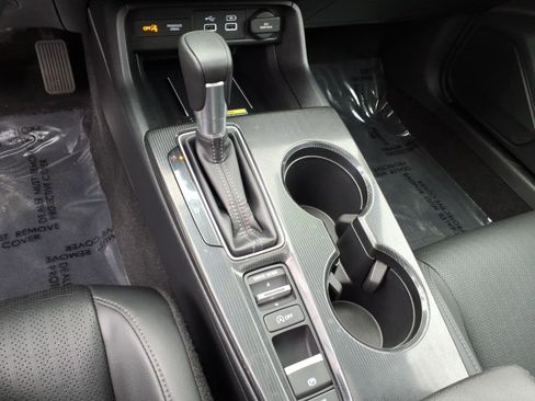 Used 2024 Honda Civic Touring image 10