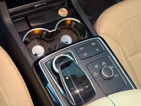 Used 2017 Mercedes-Benz GLS 450 4MATIC image 16