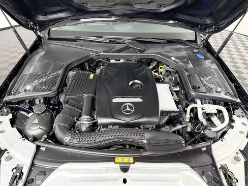 Used 2017 Mercedes-Benz C 300 4MATIC Sedan image 21