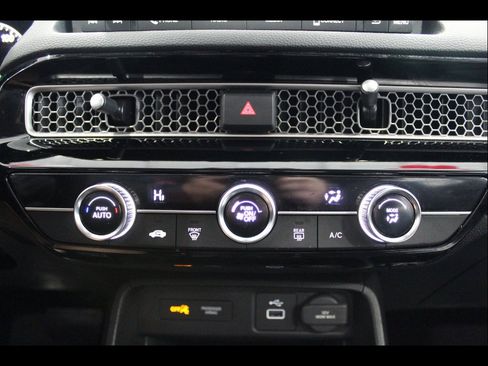 Certified 2024 Honda Civic LX image 29