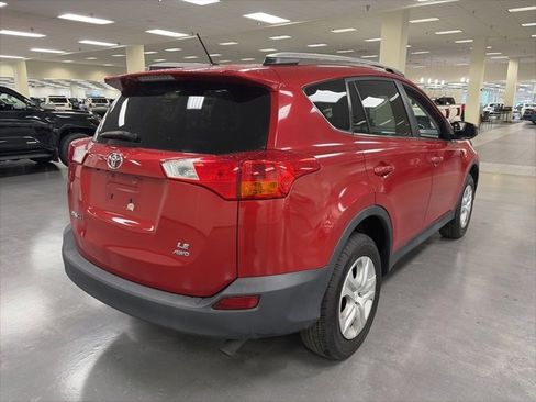 Used 2014 Toyota RAV4 LE image 7