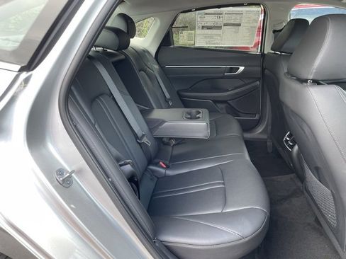 New 2025 Hyundai Sonata Limited image 27