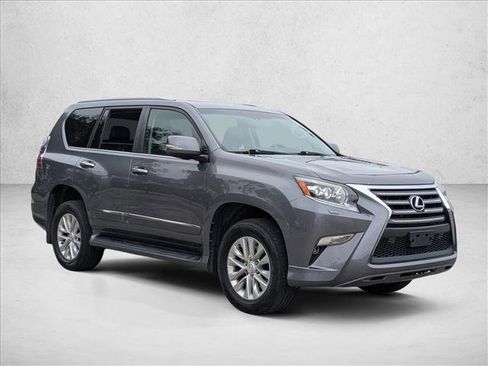 Used 2015 Lexus GX 460 w/ Premium Package image 3