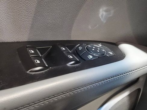 Used 2019 Lincoln Nautilus Reserve image 21