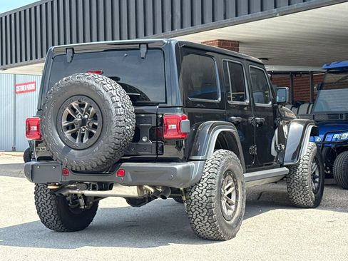 Used 2024 Jeep Wrangler Unlimited Rubicon 392 AWD/4WD image 9