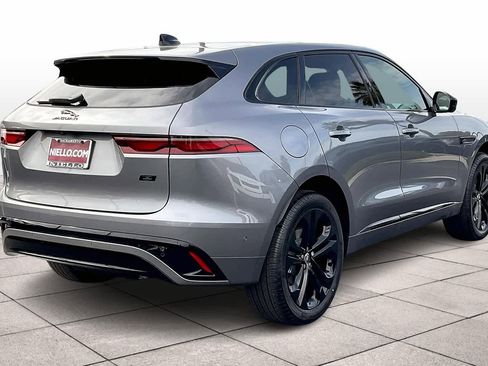 New 2026 Jaguar F-PACE R-Dynamic S image 4