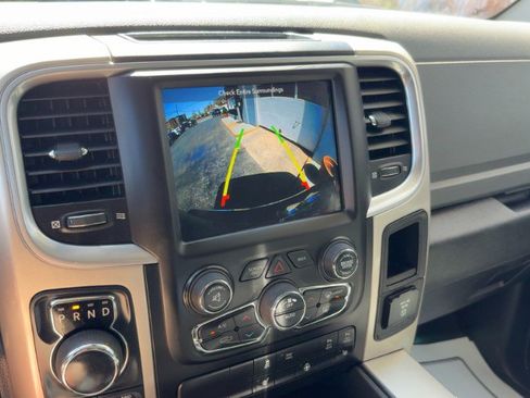 Used 2019 RAM 1500 Big Horn AWD/4WD image 17