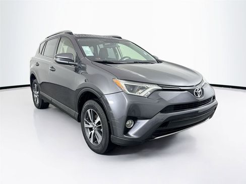 Used 2016 Toyota RAV4 XLE image 4