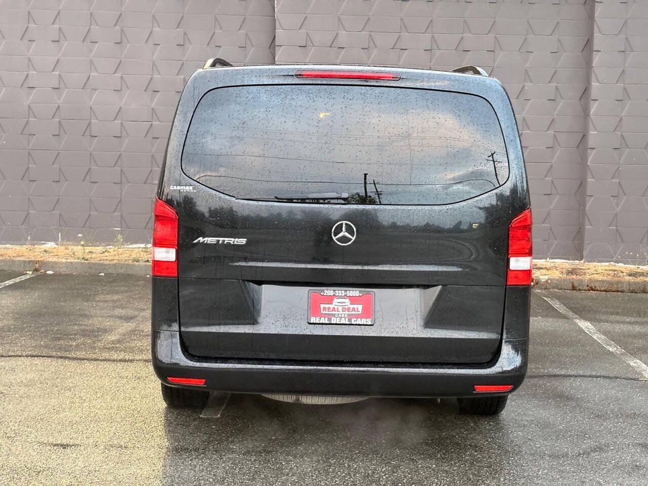 Used 2018 Mercedes-Benz Metris Passenger image 6