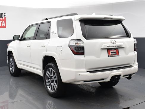 Used 2022 Toyota 4Runner TRD Sport w/ Technology Package AWD/4WD image 3