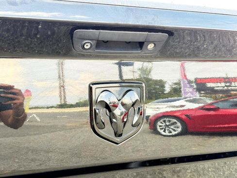 Used 2018 RAM 1500 Big Horn image 85