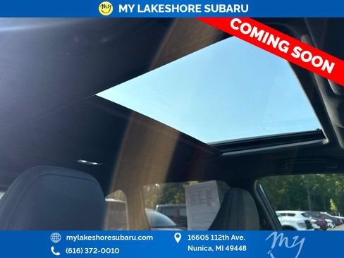 Used 2025 Subaru Forester Limited AWD/4WD image 18