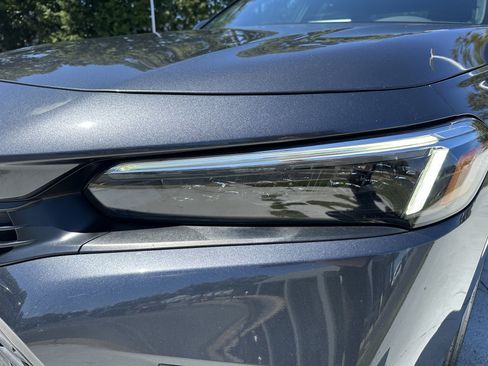 Used 2024 Honda Civic Sport image 6