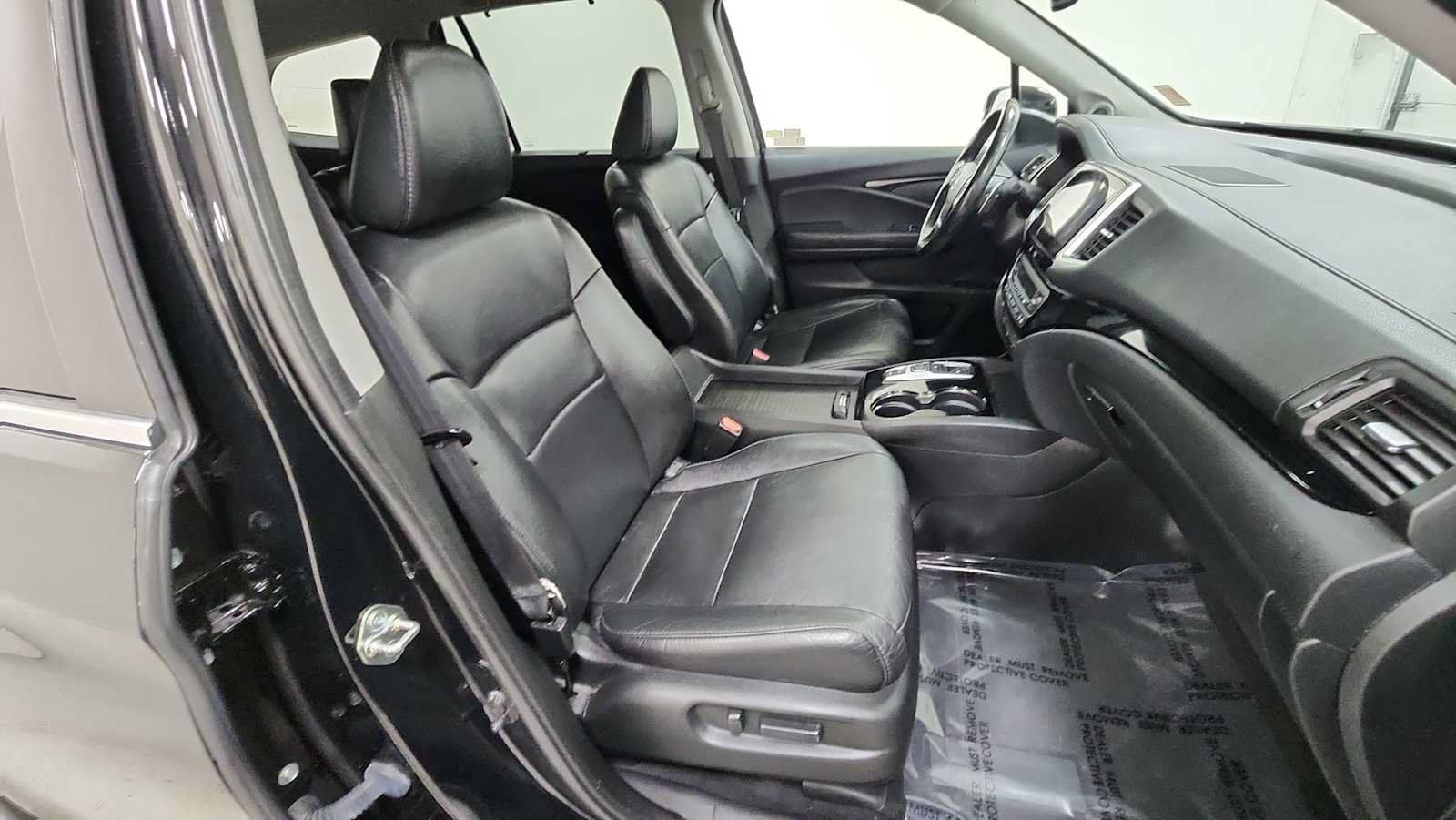 Used 2018 Honda Pilot Touring image 31