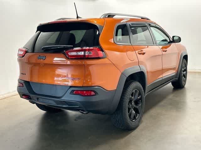 Used 2016 Jeep Cherokee Trailhawk AWD/4WD image 32