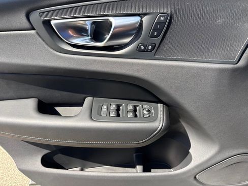 Certified 2025 Volvo XC60 B5 Plus AWD/4WD image 15