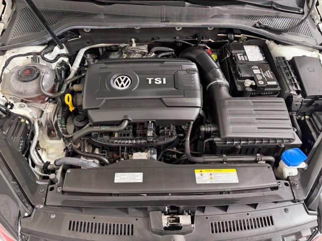 Used 2020 Volkswagen GTI Autobahn FWD image 23