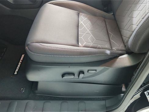 New 2026 Nissan Frontier SV w/ Tow Package image 16