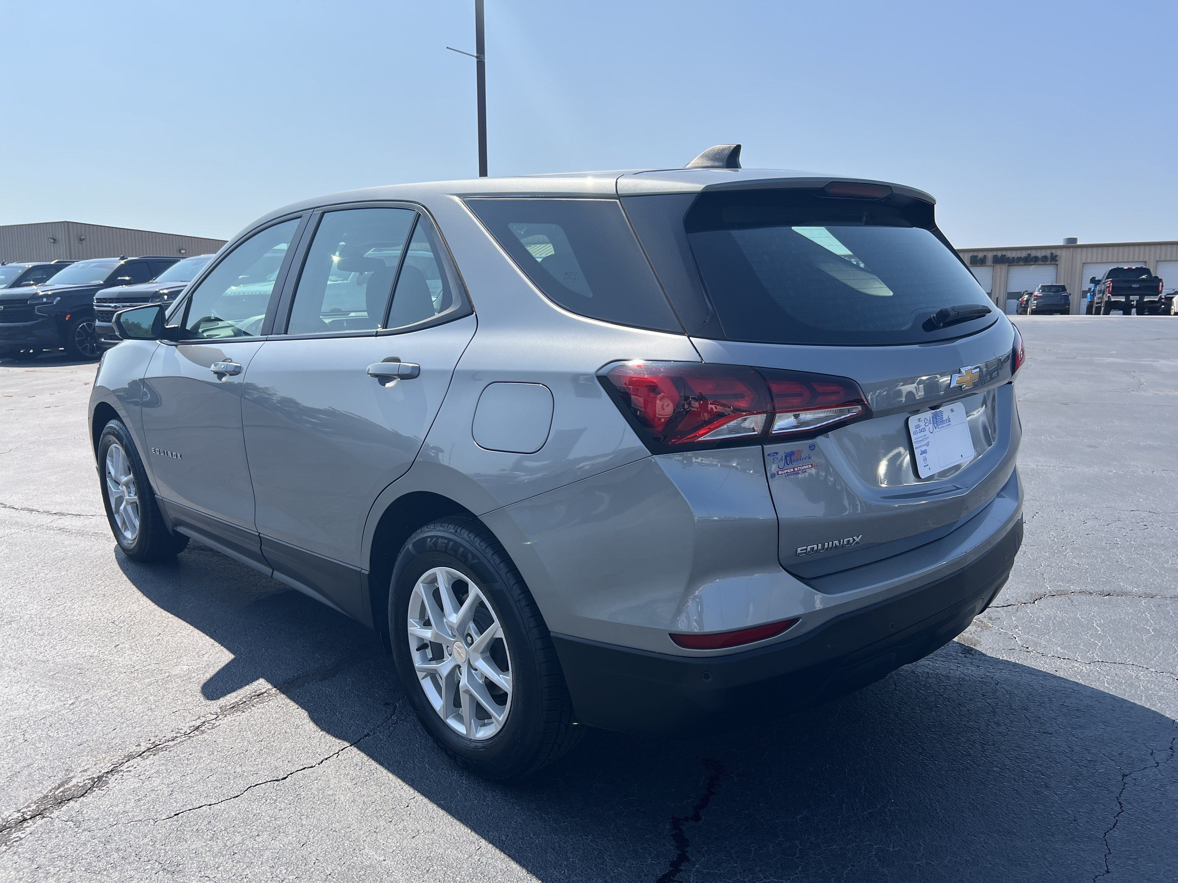 Used 2023 Chevrolet Equinox LS FWD image 7