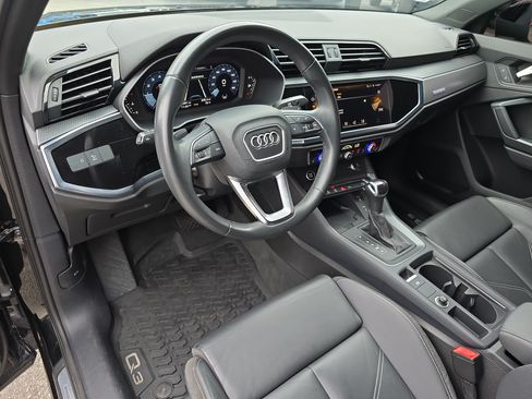 Used 2023 Audi Q3 2.0T Premium Plus w/ Premium Plus Package AWD/4WD image 16