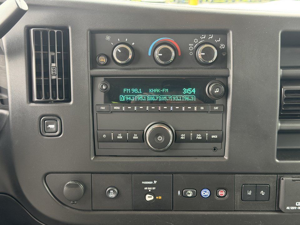 Used 2024 Chevrolet Express 3500 LT w/ LT Preferred Equipment Group RWD image 15