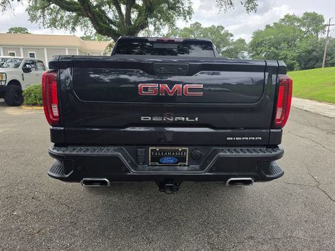 Used 2022 GMC Sierra 1500 Denali AWD/4WD image 3