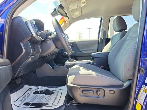 Used 2023 Toyota Tacoma SR5 w/ Technology Package AWD/4WD image 14