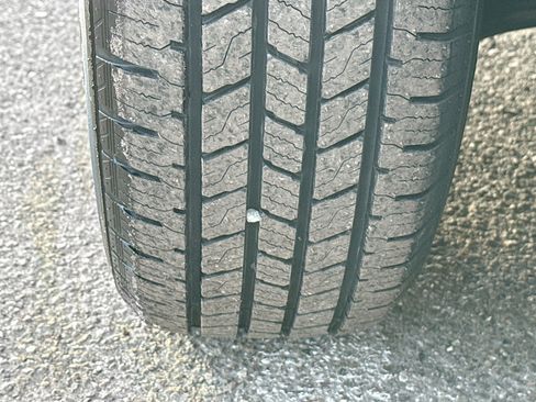 Used 2019 Toyota RAV4 XLE image 42