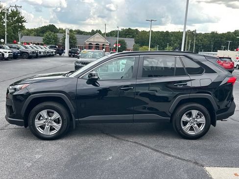 Used 2025 Toyota RAV4 XLE w/ Convenience Package FWD image 7