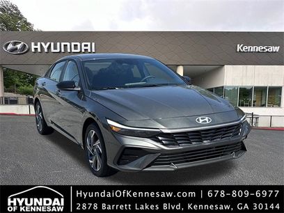 New 2025 Hyundai Elantra SEL