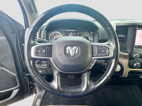 Used 2022 RAM 1500 Laramie AWD/4WD image 12