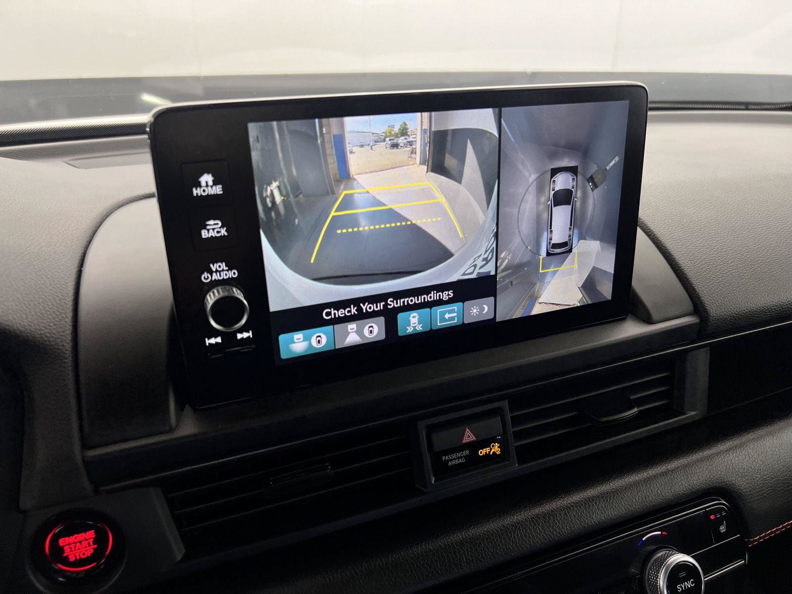 Certified 2025 Honda Pilot TrailSport image 3