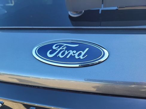 Used 2026 Ford Explorer Active AWD/4WD image 7