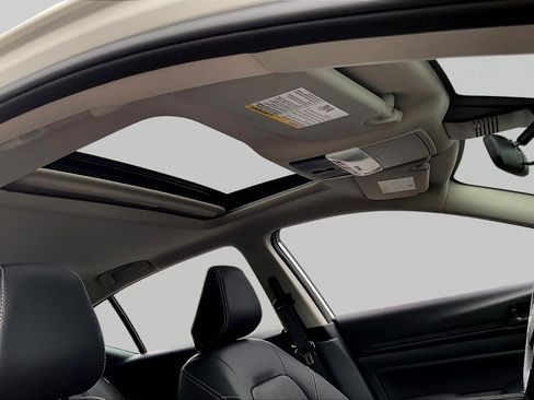 New 2026 Nissan Altima 2.5 SV FWD image 13