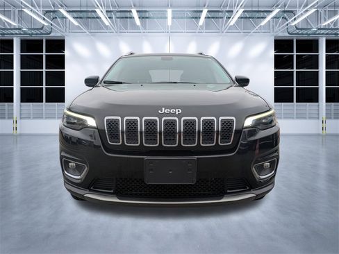 Used 2019 Jeep Cherokee Limited image 9