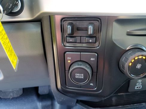 New 2026 Ford F450 XL w/ XL Chrome Package AWD/4WD image 32