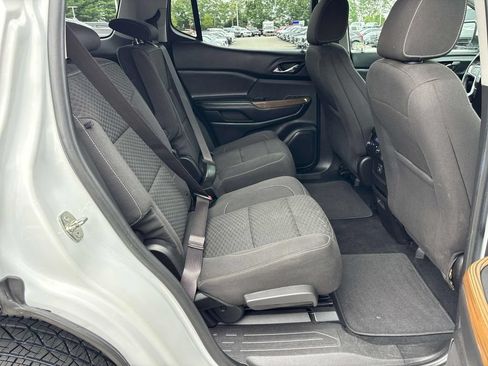 Used 2018 GMC Acadia SLE AWD/4WD image 20