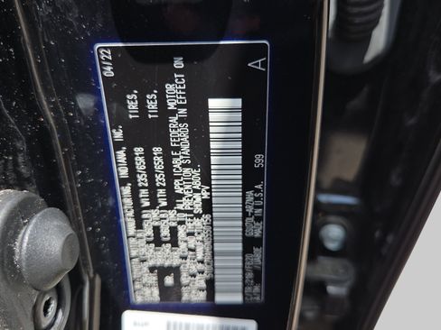 Used 2022 Toyota Highlander L FWD image 17