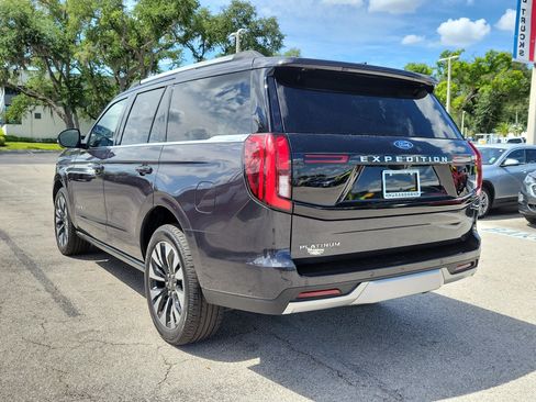 Certified 2025 Ford Expedition Platinum w/ Driver's Package AWD/4WD image 7