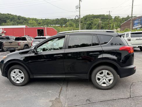 Used 2014 Toyota RAV4 LE AWD/4WD image 8