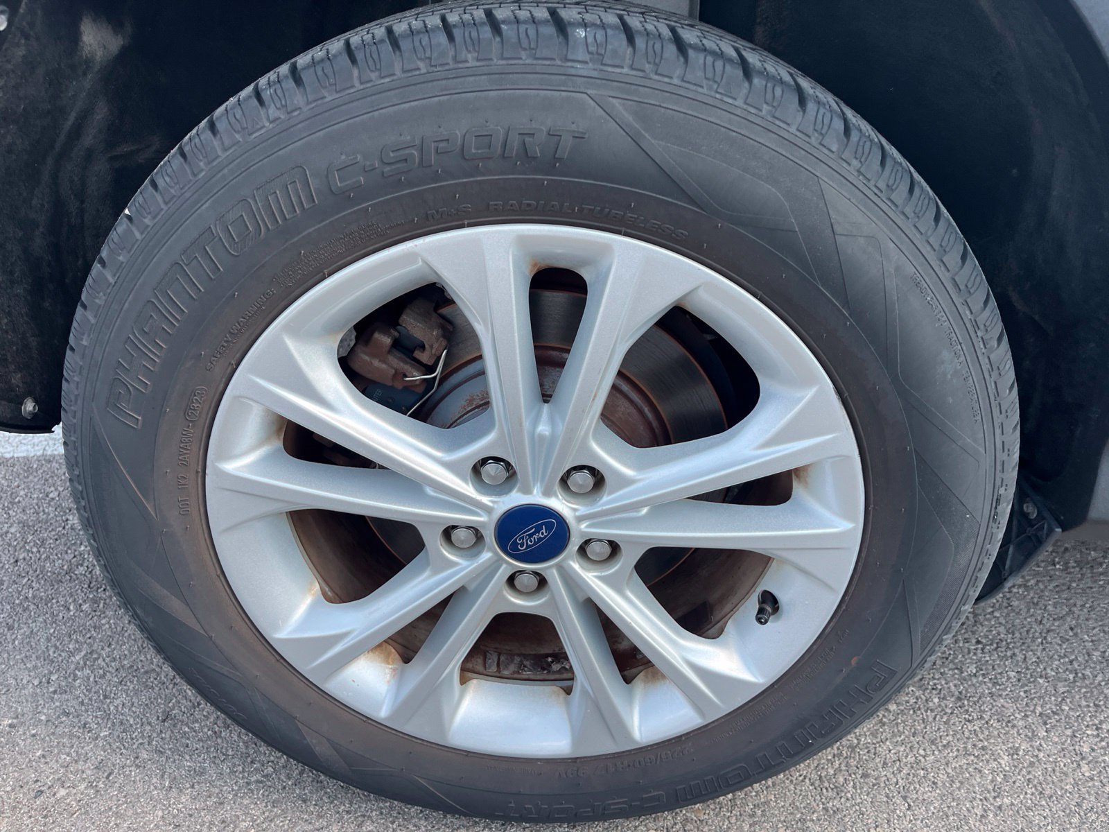 Used 2017 Ford Escape SE FWD image 11