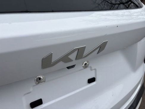 Used 2024 Kia Sorento S image 50